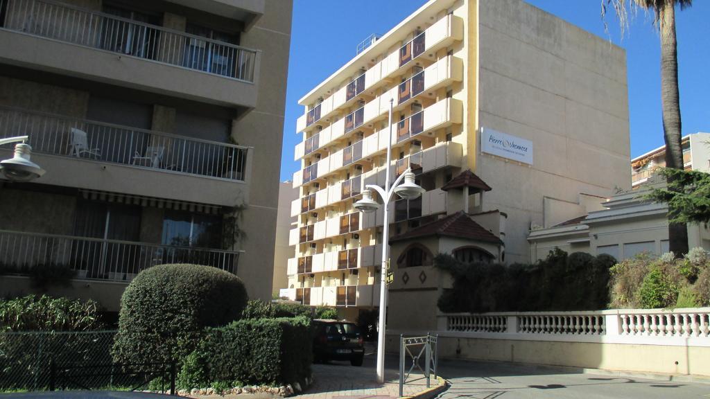 Promenade Des Bains Apartment Saint-Raphaël Pokoj fotografie